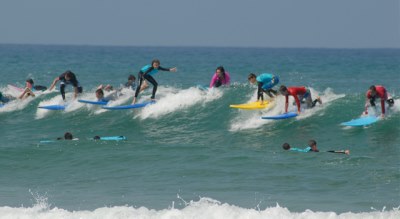 surf club  חוגים לגלישת גלים בחיפה