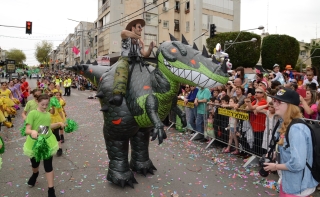 עדליאדע חולון 10;8