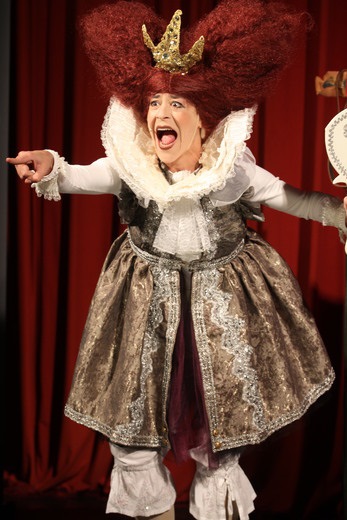 ארבעה משלים ומלכה רותי תמיר