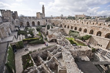 מוזיאון מגדל דוד - אתר לגדול
