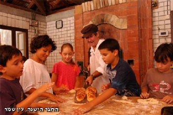 שבת תחילת חודש פעילות בעין שמר- אתר לגדול