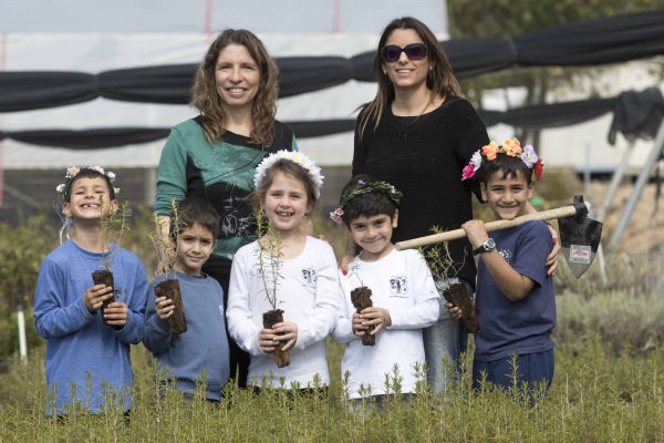 ט"ו בשבט קרן קיימת לישראל נטיעות