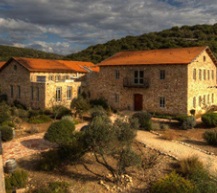 ראשון למסיק חוות מקורה