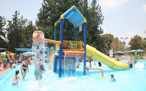 בריכת פארק נחשונית