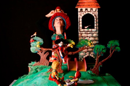 הענק וגנו במוזיאון עומר