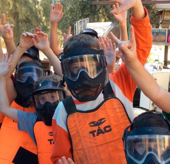 משחקים בחוות פיליפ