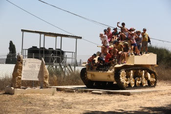 יד מרדכי - אתר לגדול