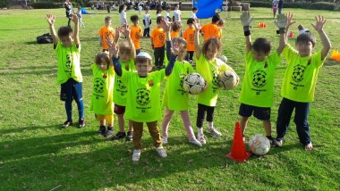 פארטי ספורט כדורגל, הפעלת כדורגל לילדים